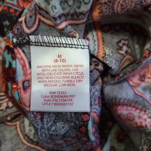 (1340) Croft and Barrow  Woman's Sun Dress, Size: Medium Color: Paisley - Picture 9 of 14